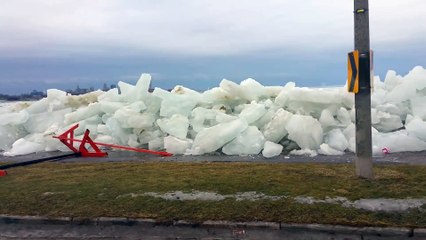 Une puissante tempête de vent menace de causer des dommages partout en Ontario