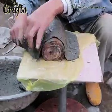 Wall mountable cement pot