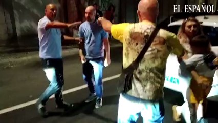 Un taxista de Las Palmas, a patadas contra un cliente porque su ahijado puso los pies en el asiento (I)