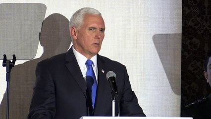 Pence: EEUU tiene "todas las opciones" abiertas frente a Maduro