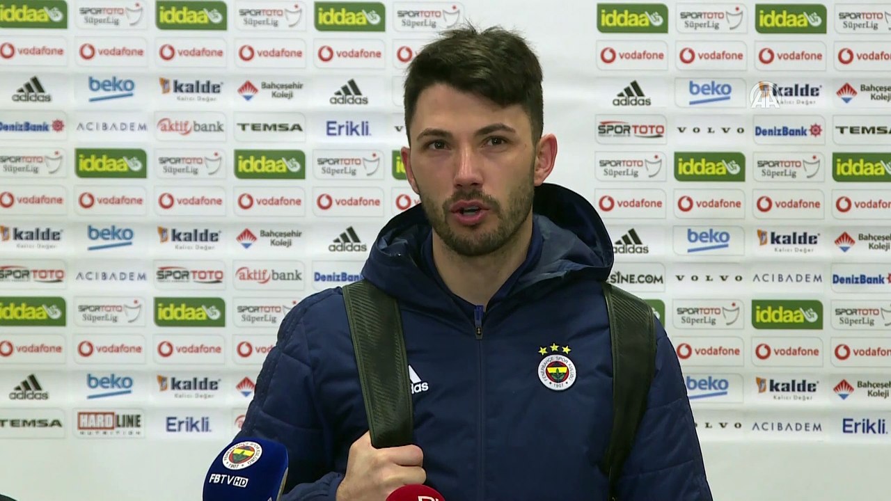 Fenerbahçeli futbolcu Tolgay Arslan açıklamalarda bulundu - İSTANBUL