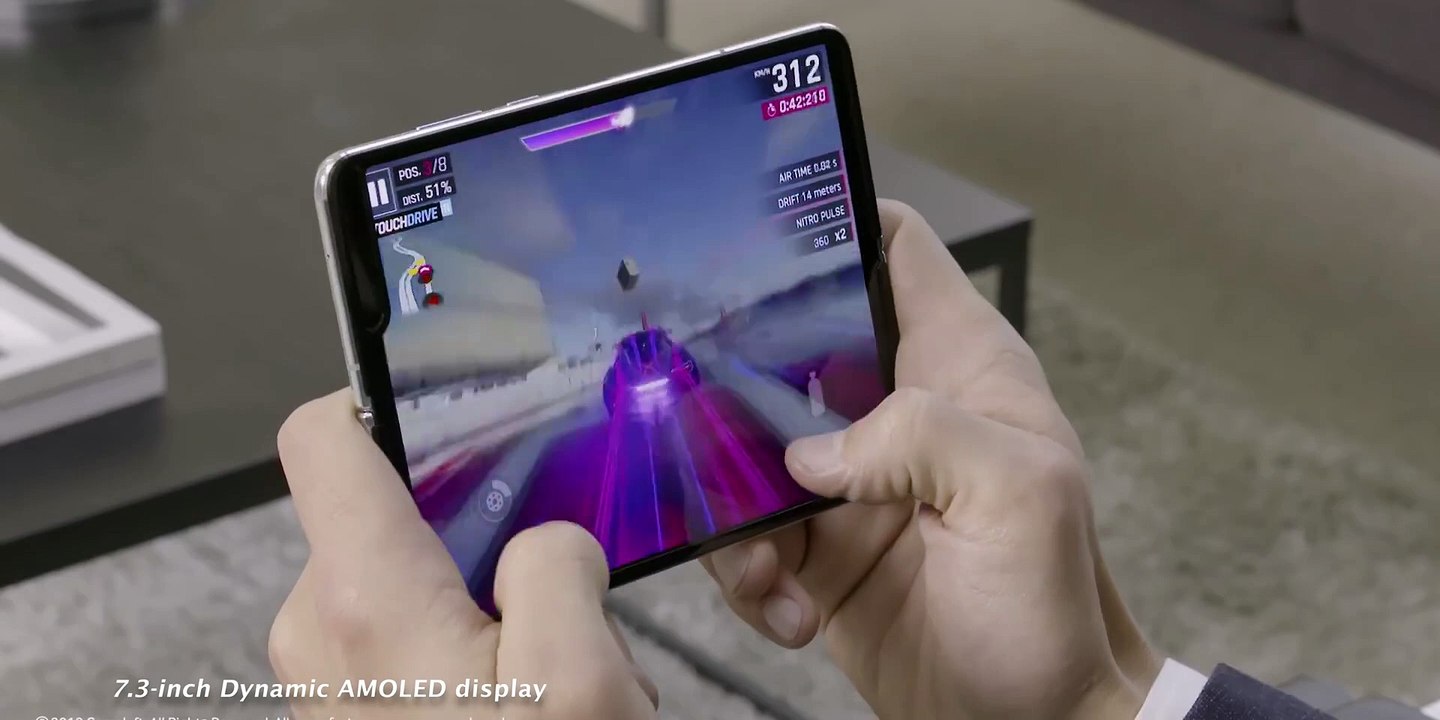 Huawei Mate X vs Galaxy Fold_ Which One Should You Buy_2019
