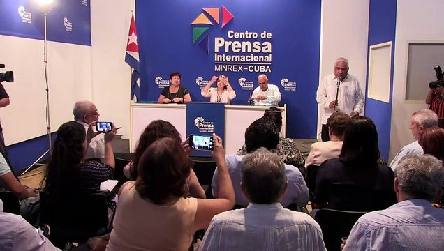 Cubanos aprueban Constitución que apuntala socialismo