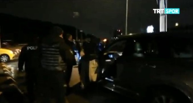 Şenol Güneş, Maç Sonunda Beşiktaşlı Taraftarla Kapıştı