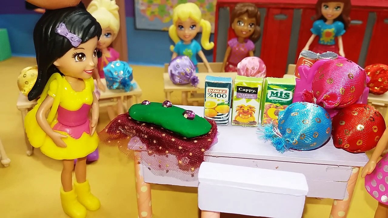 Sınıfta Kına Gecesi | Gamsızlar Sınıfı Troll İngilizceci için Kına Partisi Düzenliyor