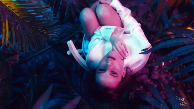 Simge - Aşkın Olayım