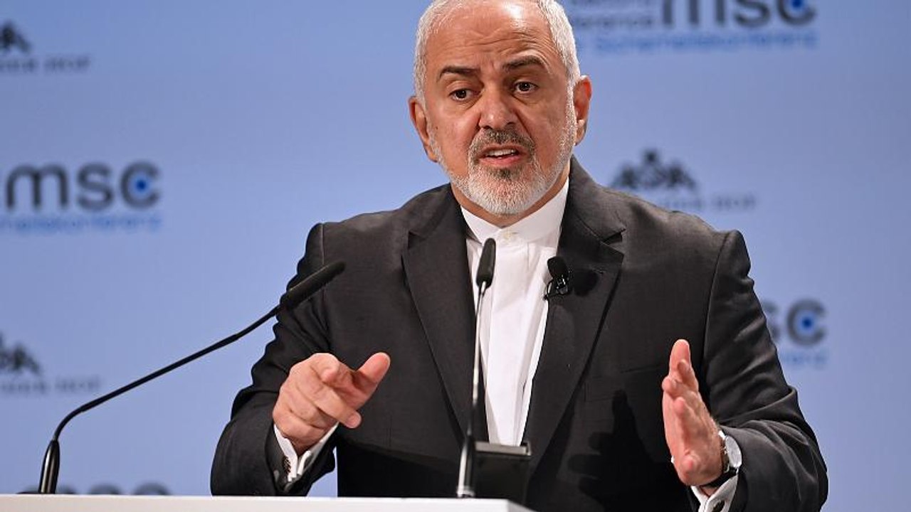 Streit in Teheran: Rohani lehnt Außenminister Sarifs Rücktritt ab