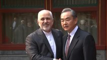 ظريف رجل الدبلوماسية الإيرانية يستقيل من منصبه