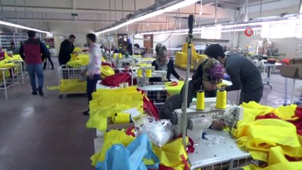 Bu fabrikada hem iş öğreniyorlar hemde çalışma fırsatı buluyorla