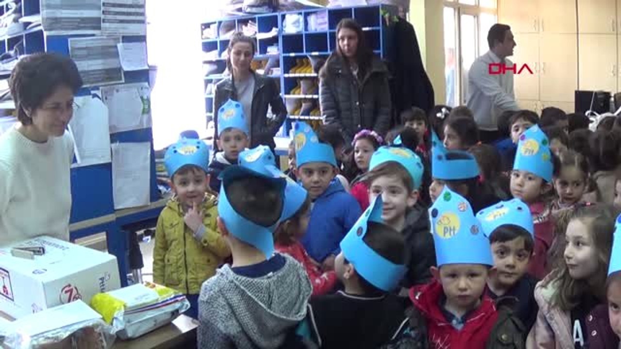 Afyonkarahisar Öğrenciler Sevdiklerine Mektup Gönderdi