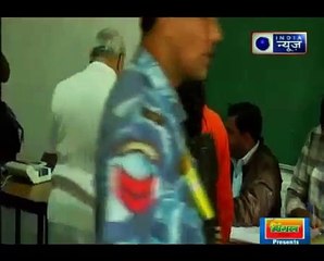 गुजरात विधानसभा चुनाव 2017 Phase 2_ मेहसाणा में वोट डालने पहुंचे डिप्टी सीएम नित