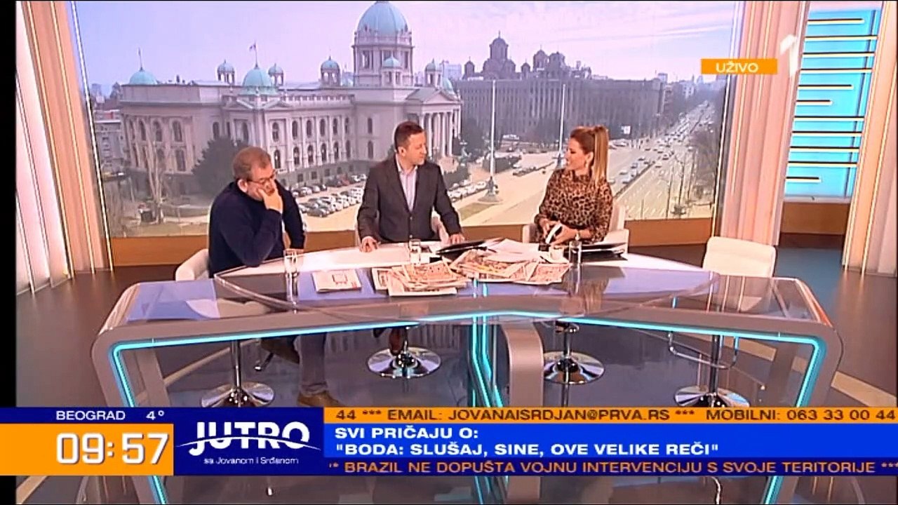 NEVEROVATNA ANEGDOTA BODE NINKOVIĆA:  On je jedini GLUMAC koji je uspeo da odigra DVE PREDSTAVE U ISTO VREME U DVA RAZLIČITA POZORIŠTA!