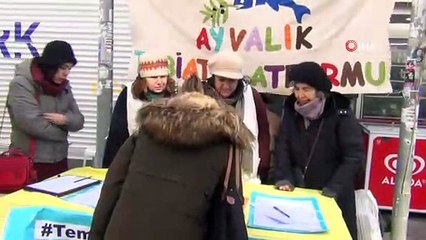 Fabrika bacasının saçtığı koku ve dumana karşı imza kampanyası başlattılar