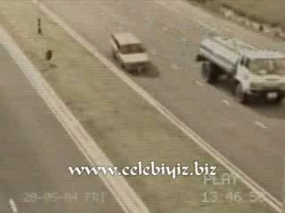 Ferrari Enzo accident sur l'autoroute!!