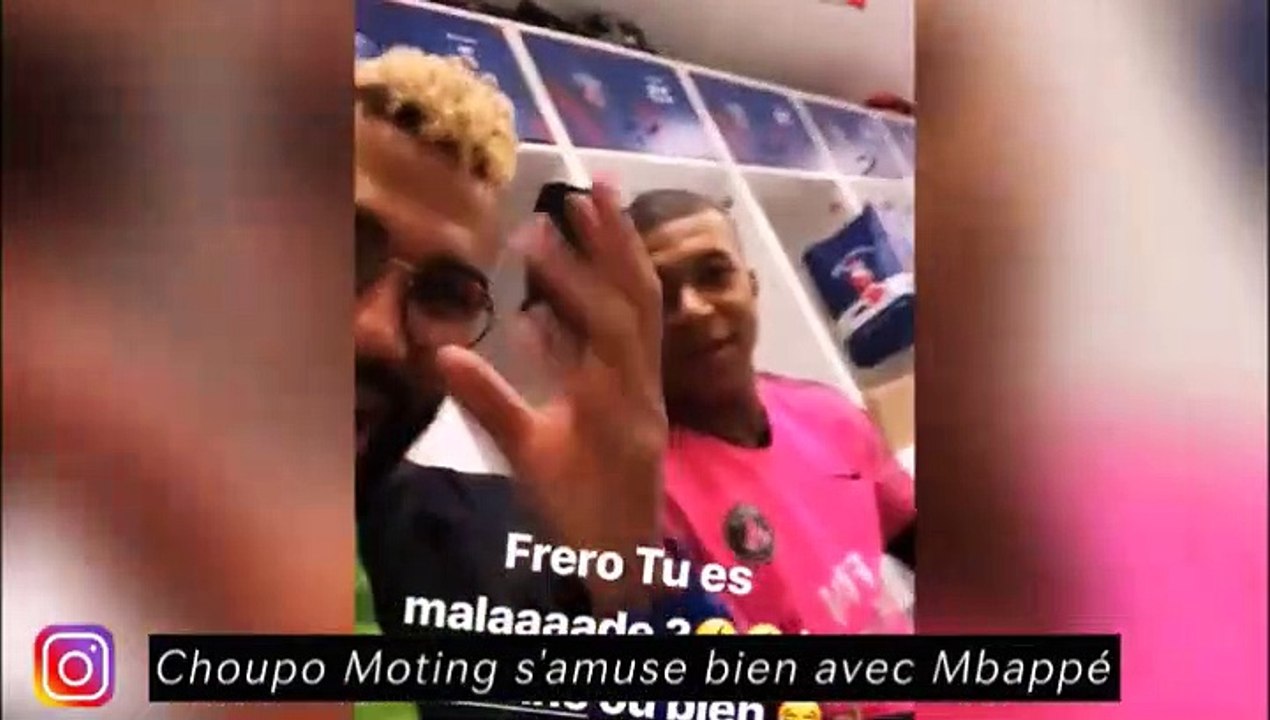 Choupo Moting s'amuse bien avec Mbappé, Alves e...