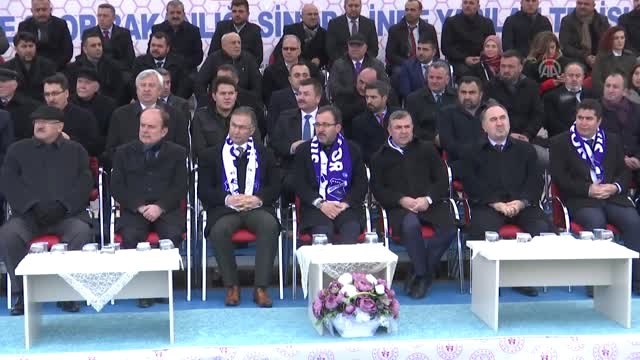 Bakan Kasapoğlu, Derbi Dostluğunu Örnek Gösterdi