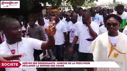 Grèves des enseignants, marche de la FESCI pour réclamer la reprise des cours