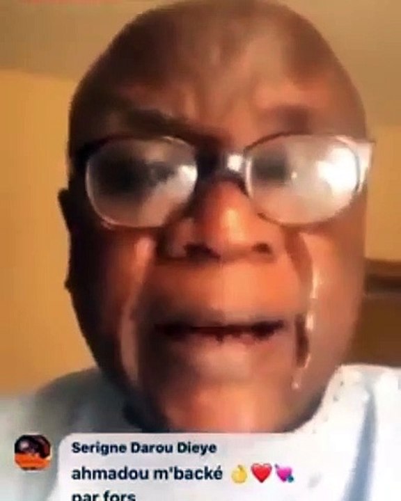Ce vieux dénonce jusqu'aux larmes les propos de...