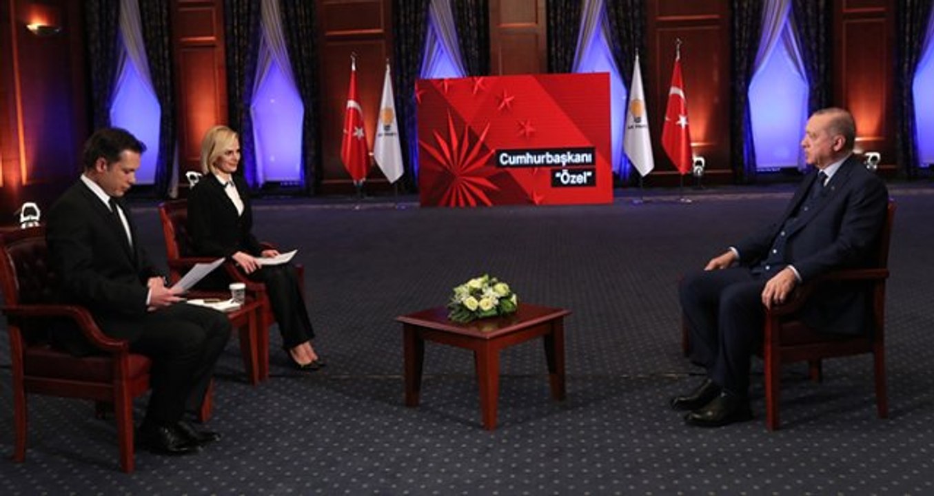 Erdoğan, AK Parti'nin Geride Gösterildiği Anketlere Ateş Püskürdü: Manipülasyon Var