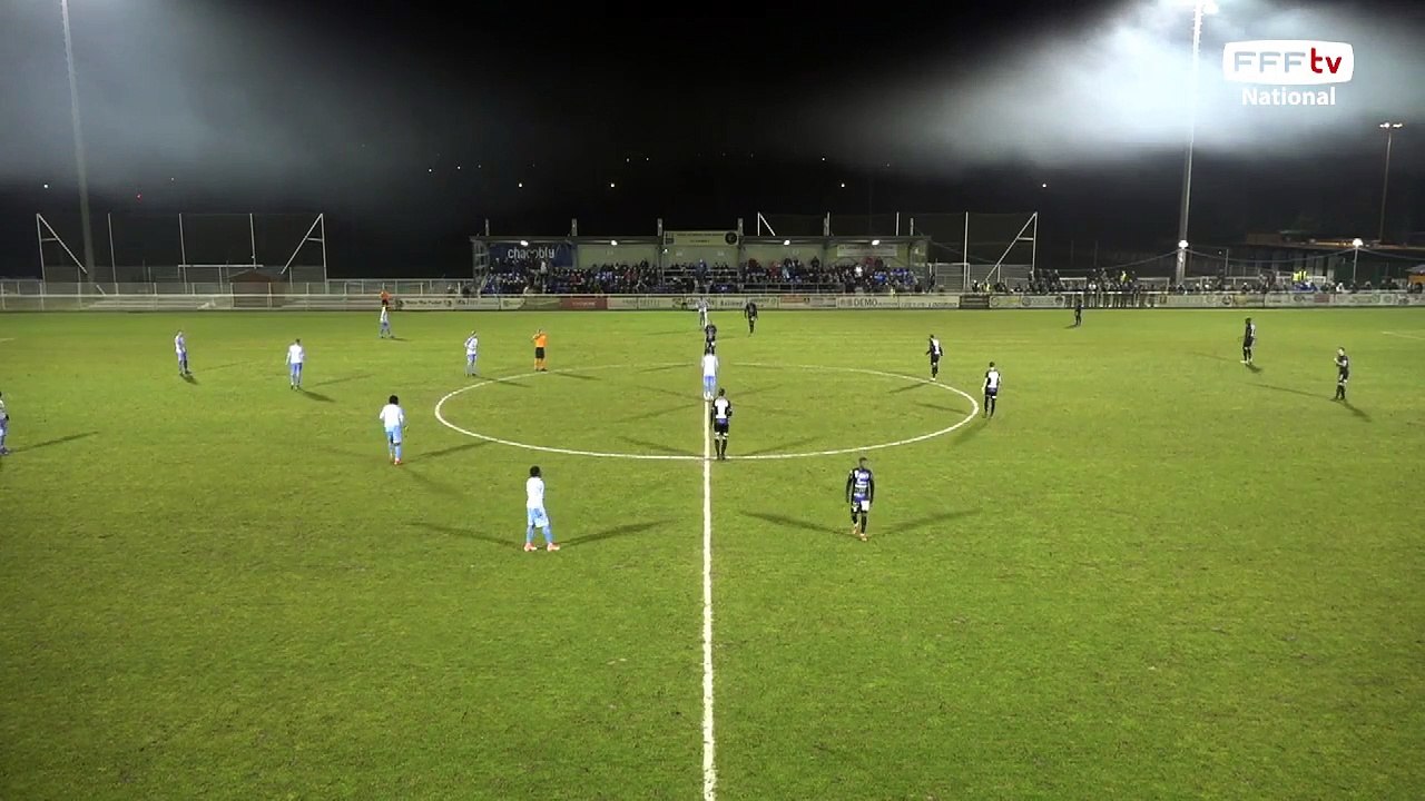 Superbe action côté gauche !