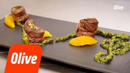 플레이팅에 욕심부린 김태형의 참나물 페스토와 부채살 스테이크