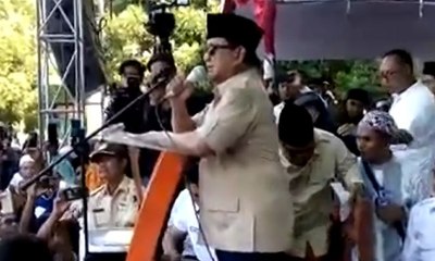 Kunjungi Ponpes di Pamekasan, Prabowo Disambut Santri dan Warga