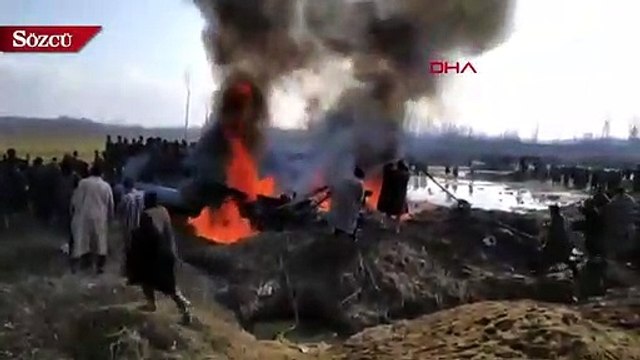 Hint savaş uçağı düştü, pilotlar öldü