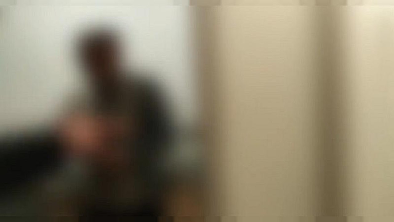 Βίντεο: Επίθεση Ρουβίκωνα σε γιατρό που κατηγορ...