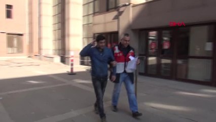 İstanbul Bakırköy Adliyesine Baltayla Girerken Yakalandı