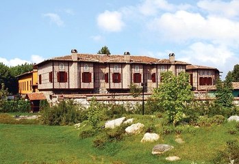 Obrizya Çiçeğinin Tarihiyle Buluştuğu Tek Adres Otantik Clup Otel