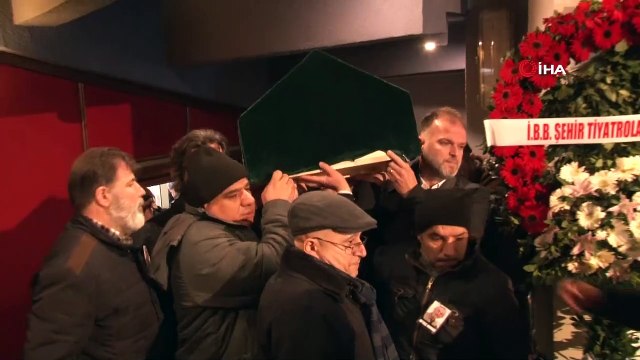 Usta oyuncu Aytaç Arman son yolculuğuna uğurlanıyor