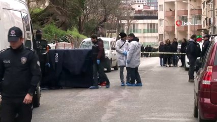 Kadıköy’de çöp konteynerinden kadın bacakları çıktı