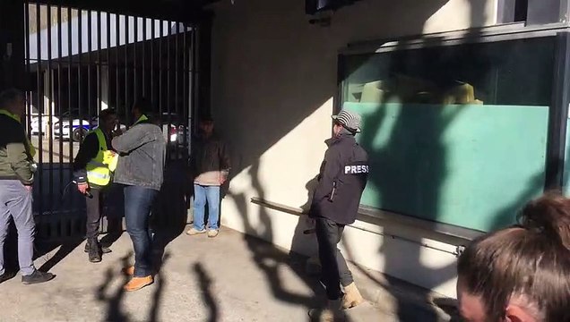 Besançon : rassemblement devant de soutien à un gilet jaune devant le commissariat