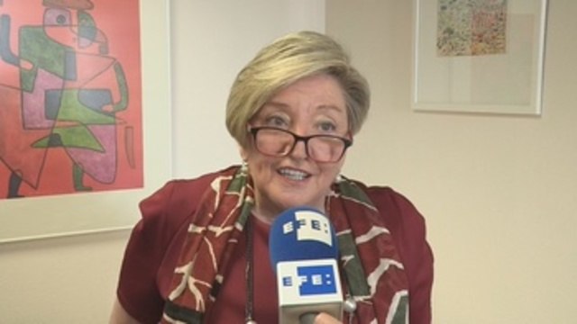 ROSTROS 8M Ana Lluch: Una mujer tiene que esforzarse el triple para lograr un alto cargo