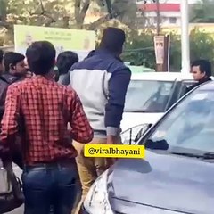 செல்ஃபி எடுக்க நவாஸுத்தீன் சித்திக் கழுத்தை பிடித்து இழுத்த ரசிகர்: வைரல் வீடியோ