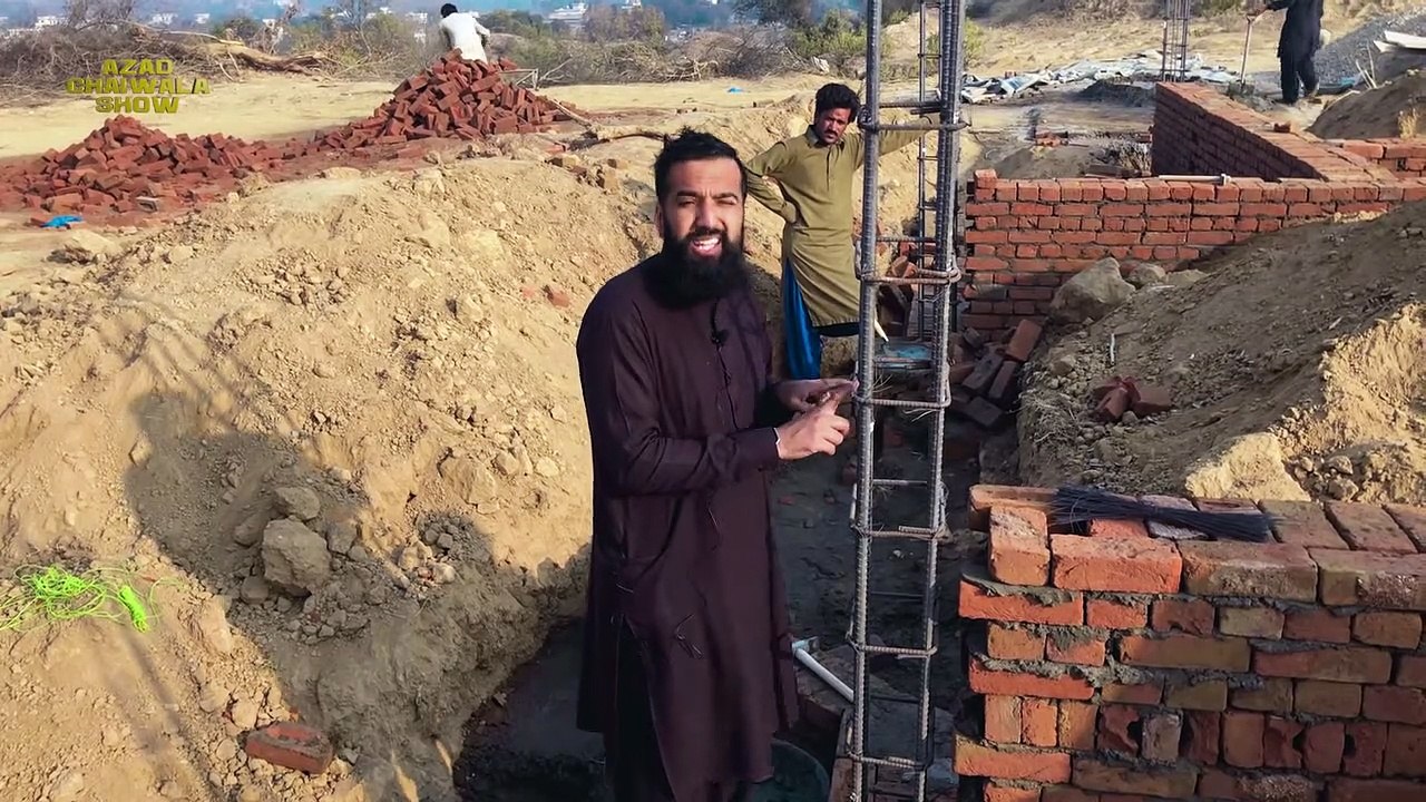 Sasta Tekah Vs Mehnga Tekah - How Zalzala Proof Building Is Made | Azad Chaiwala Show