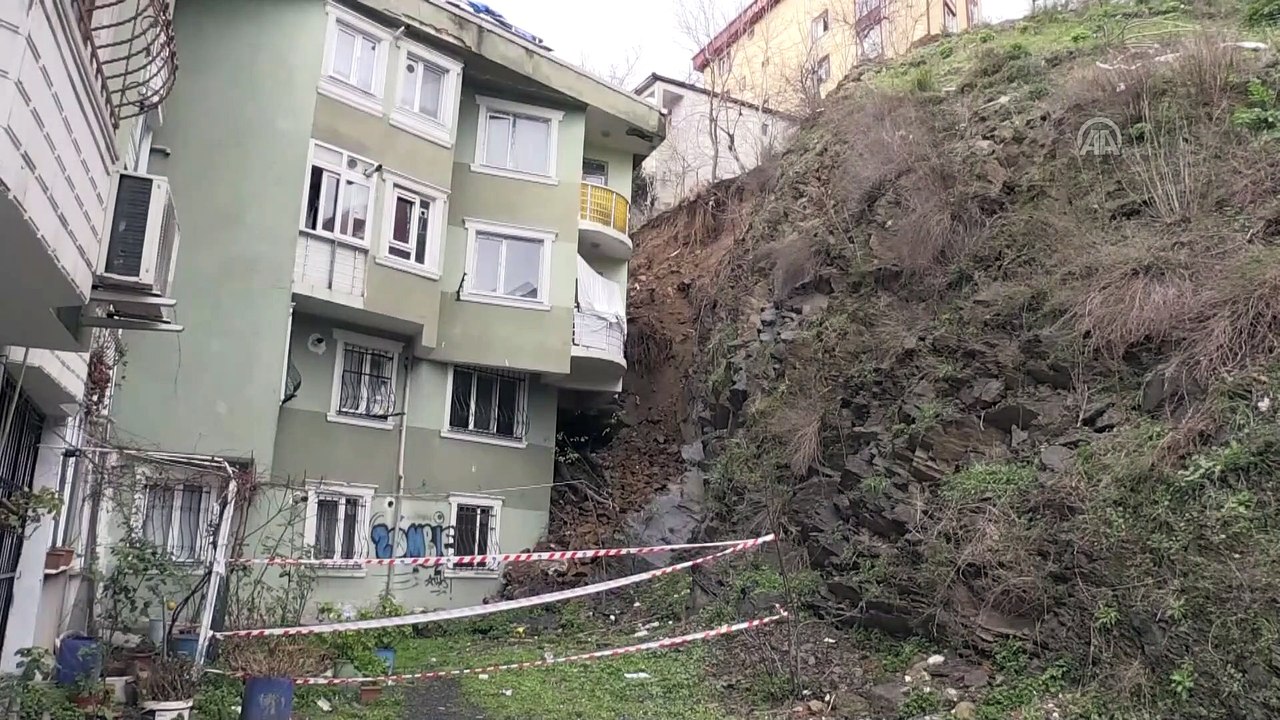 Eyüpsultan’da aynı adreste yeniden toprak kayması meydana geldi - İSTANBUL