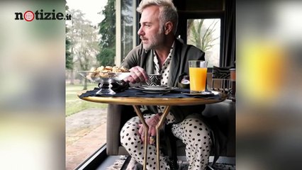 Gianluca Vacchi nei guai: Carabinieri in casa dopo il video con l'ippopotamo | Notizie.it