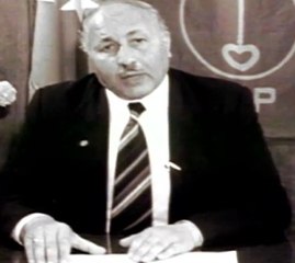 Erbakan AKP'yi bakın nasıl anlatmış