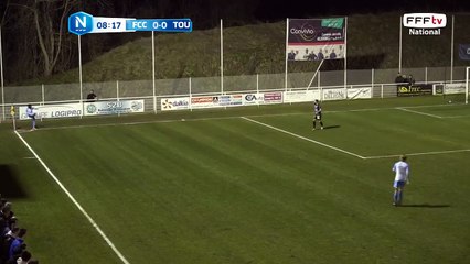 Corner clôturé par une belle frappe !