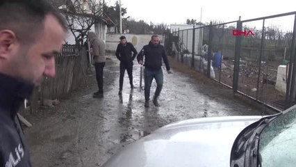 Kocaeli Köpeğine Ateş Açan Akrabasını Başından Vurdu