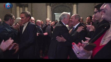 Former forward Mustapha Dahleb honored