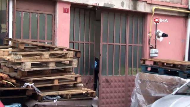 Vahşi cinayetin işlendiği yerde polis inceleme yaptı