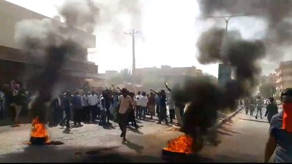 Sudan's al-Bashir cracks down on protests