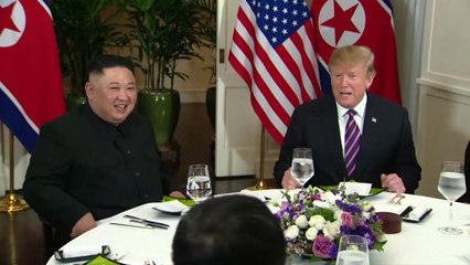 원탁 테이블 첫 만찬...더 가까워진 정상 / YTN
