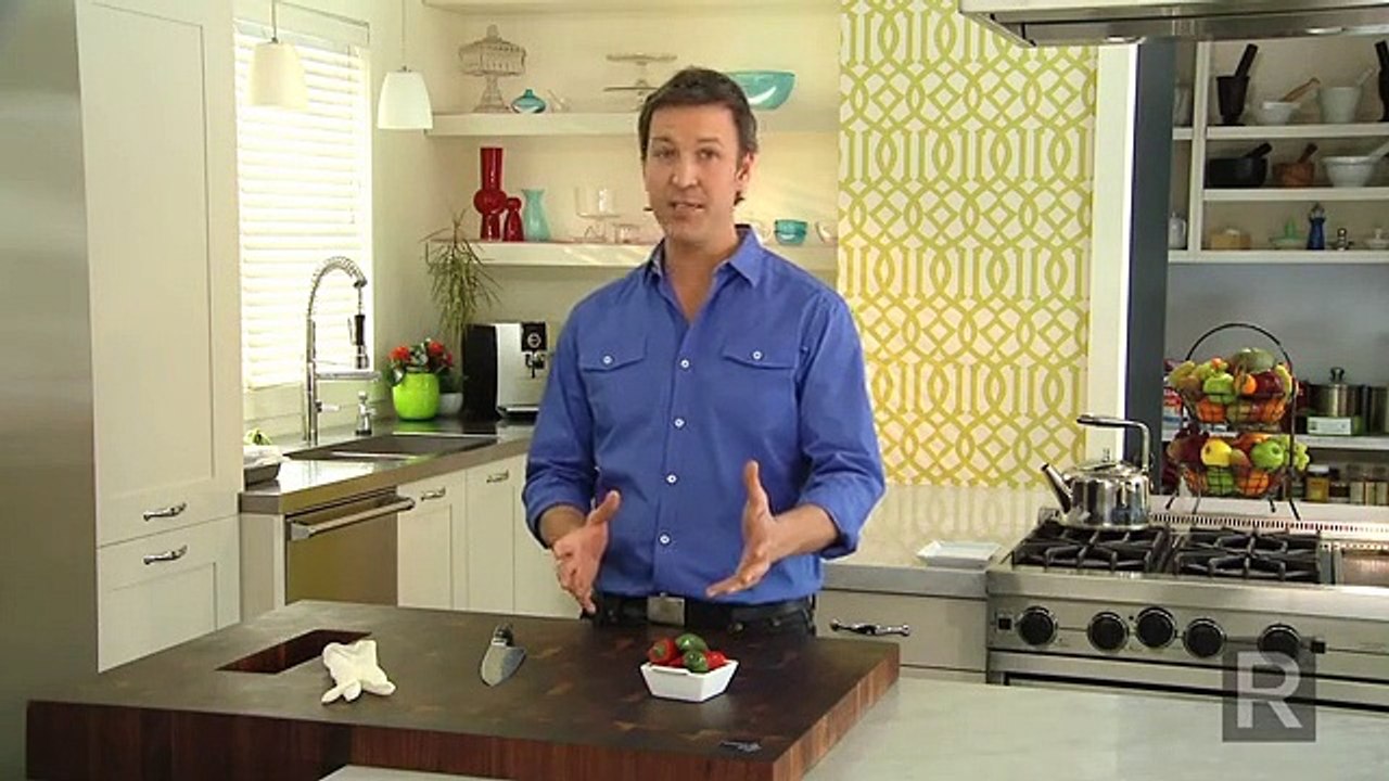 Handling hot peppers safely