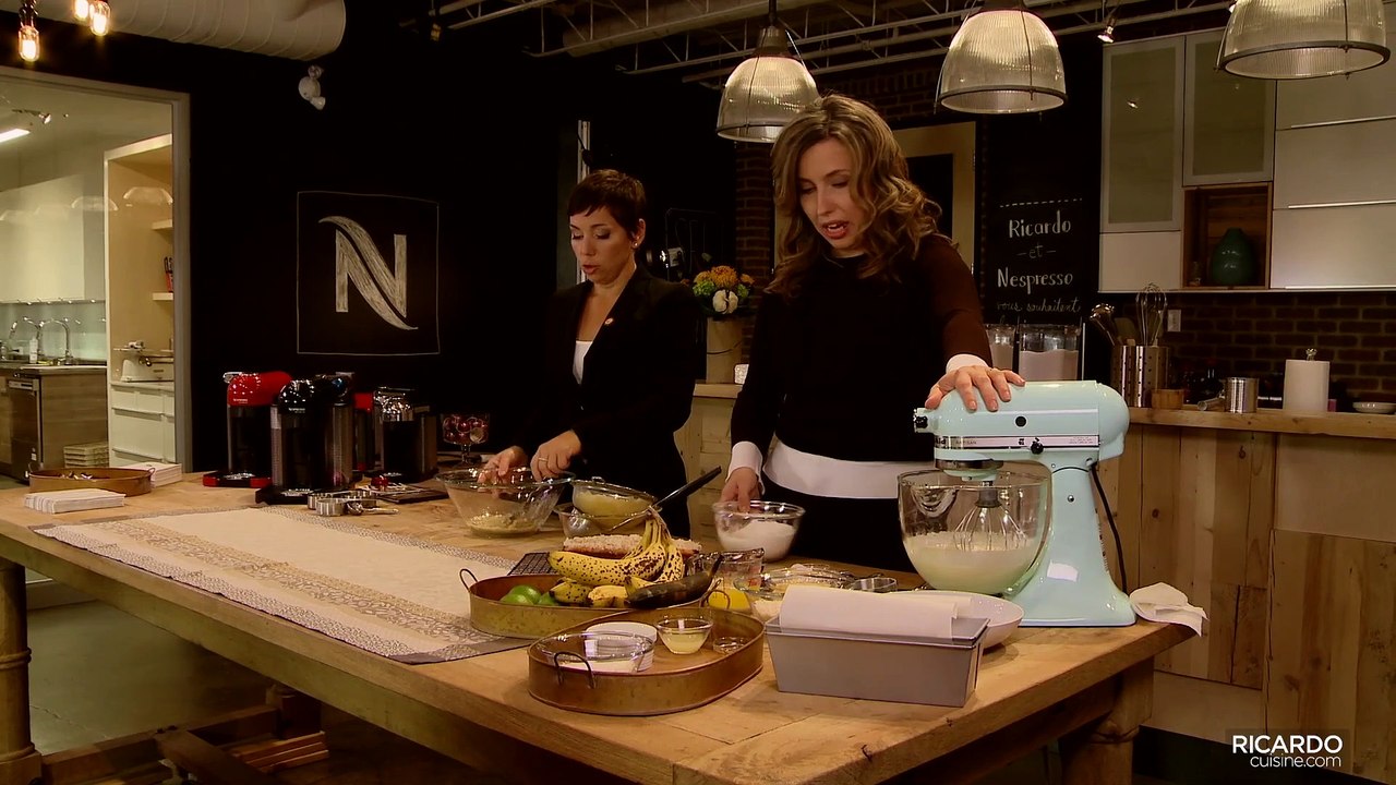 Pause café - Le parfait café pour accompagner le pain aux bananes exotique