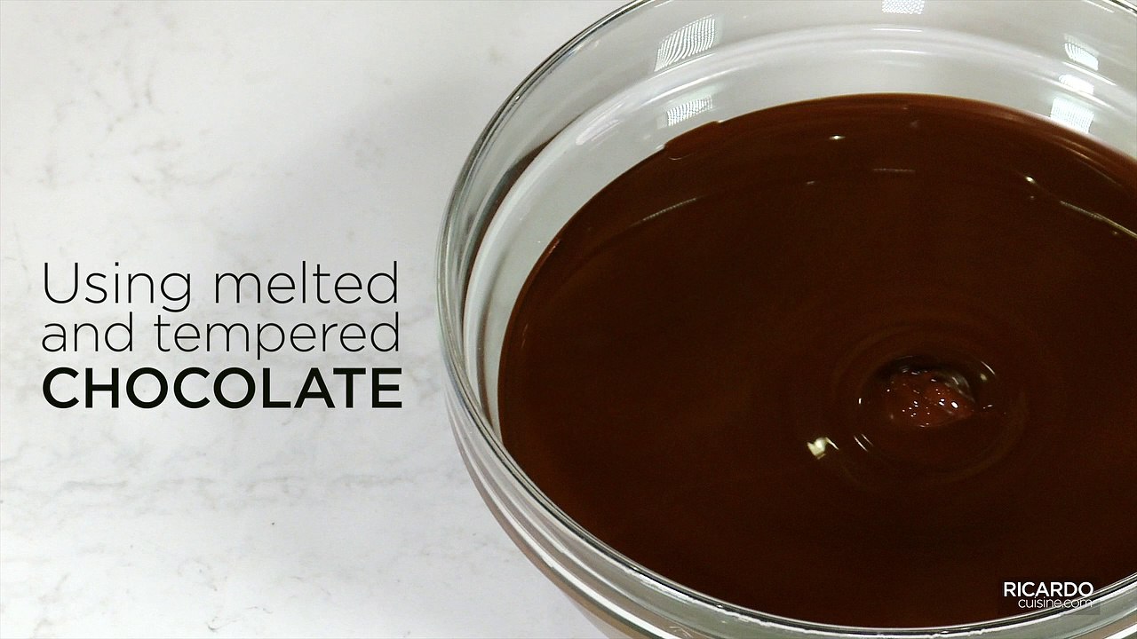 How to Make Chocolate Curls