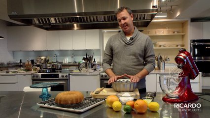 Greasing a Bundt Pan