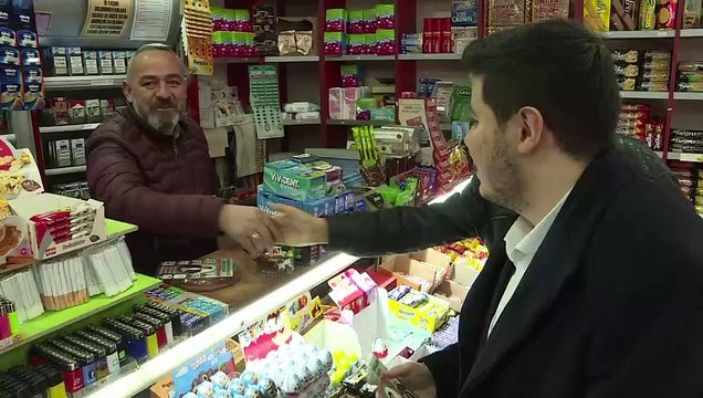 Turquie: un jeune homonyme d'Erdogan rêve de conquêtes politique